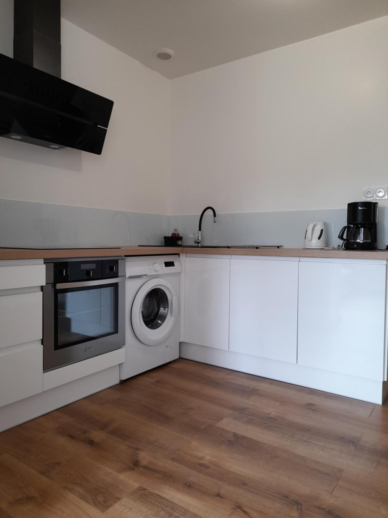 Logement Lumineux Avec Terrasse La Roche-sur-Yon Exteriér fotografie